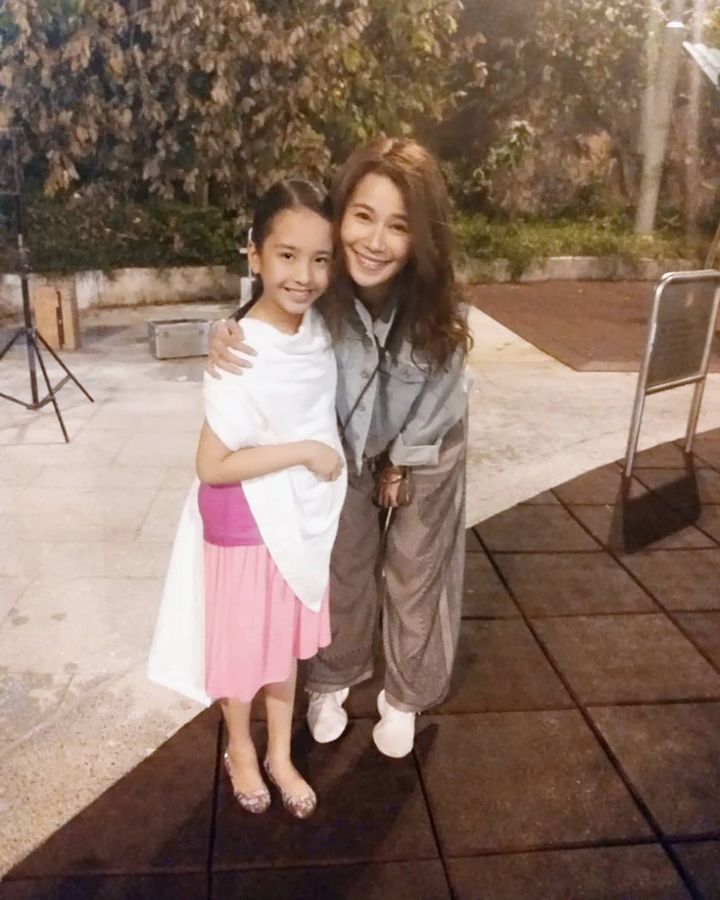 《過街英雄》。